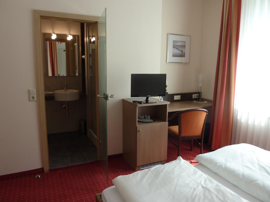 Hotel Gasthof König Karl Freudenstadt Zimmer foto